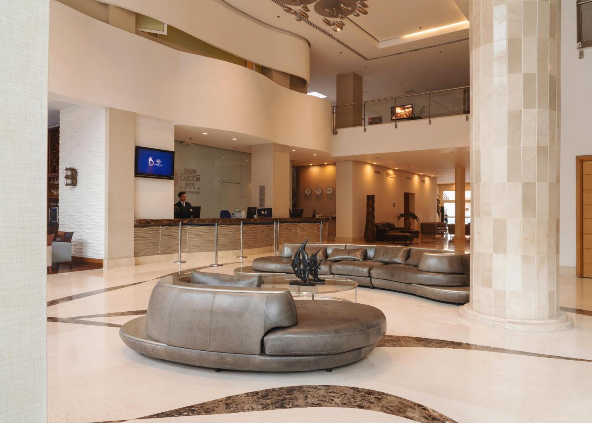 Hotel Dann Carlton Barranquilla Y Centro De Convenciones Exterior foto Lobby